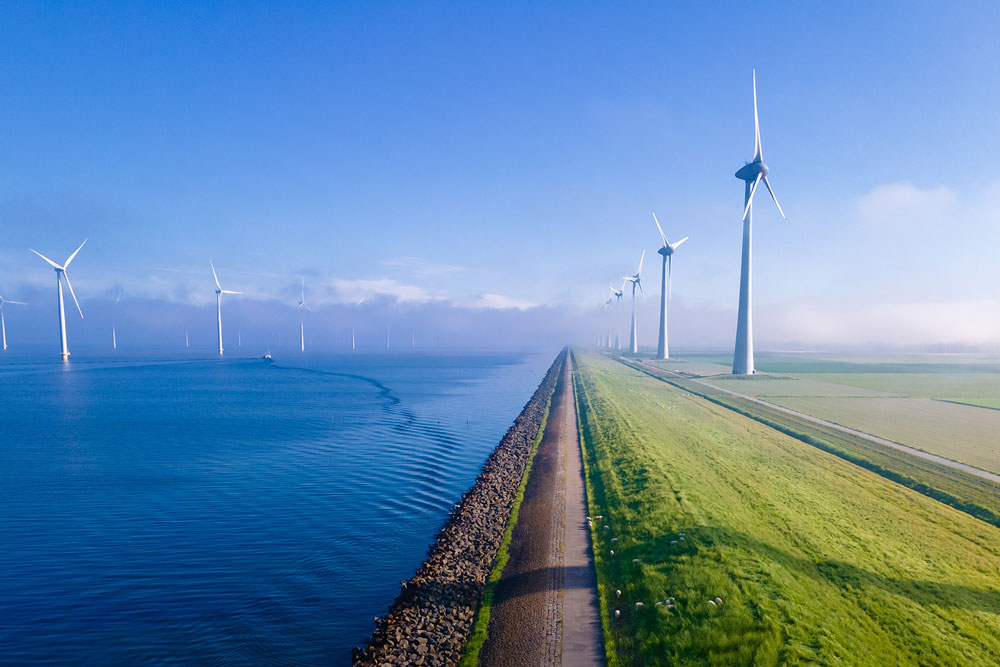 shutterstock_2064279029_onshoreOffshore